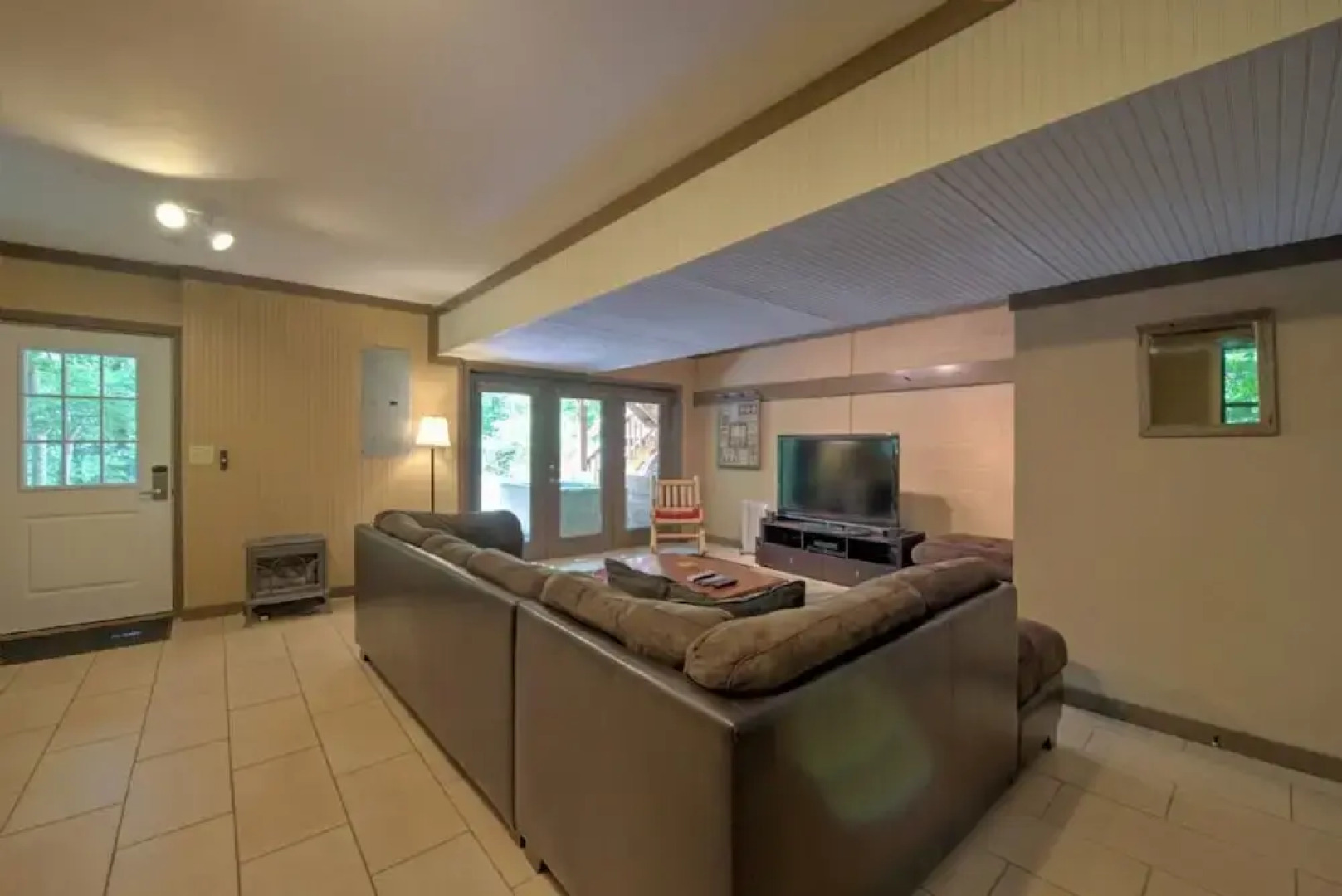 Black Bear Cabin - 2 Br Cabin