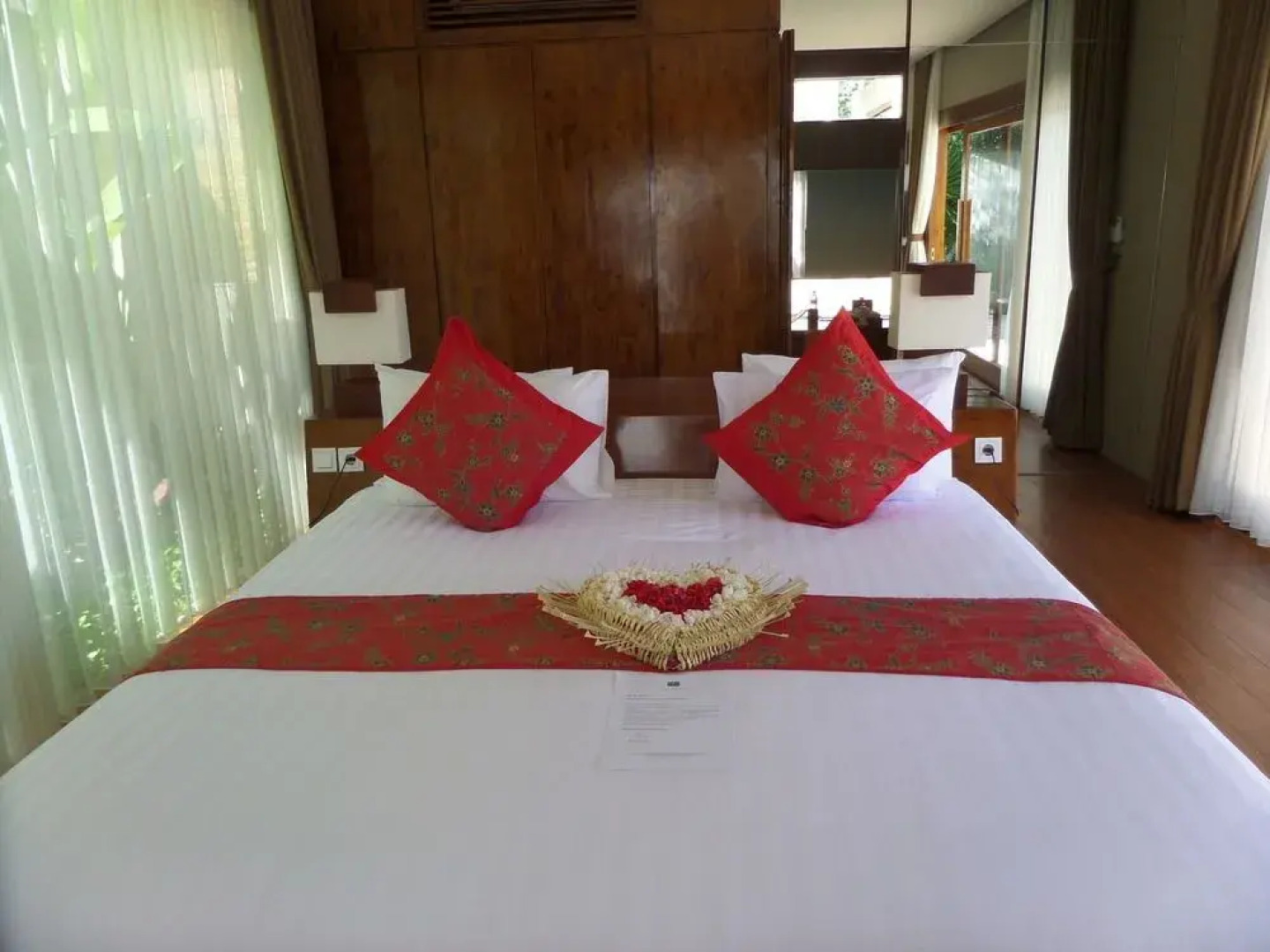 Senetan Villa and Spa Resort