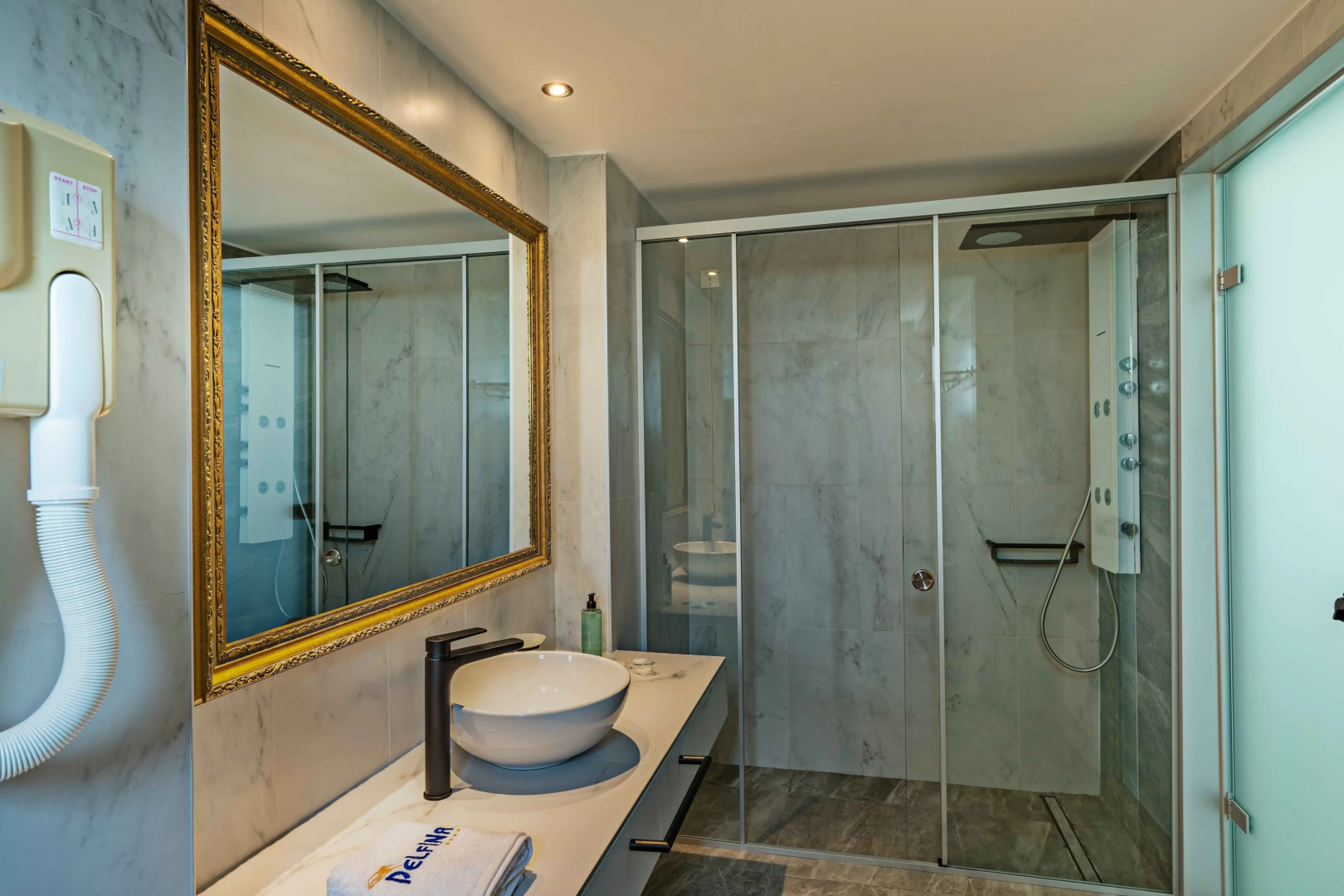 Delfina Tropic Beach