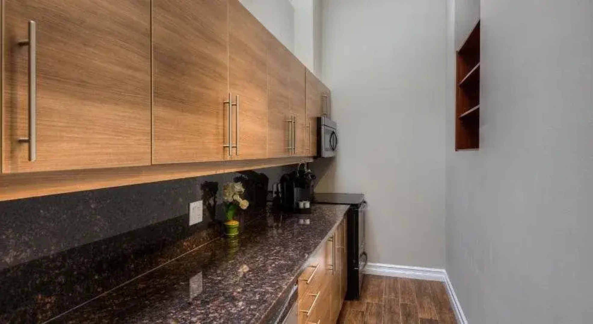 Western Hotel & Executive Suites