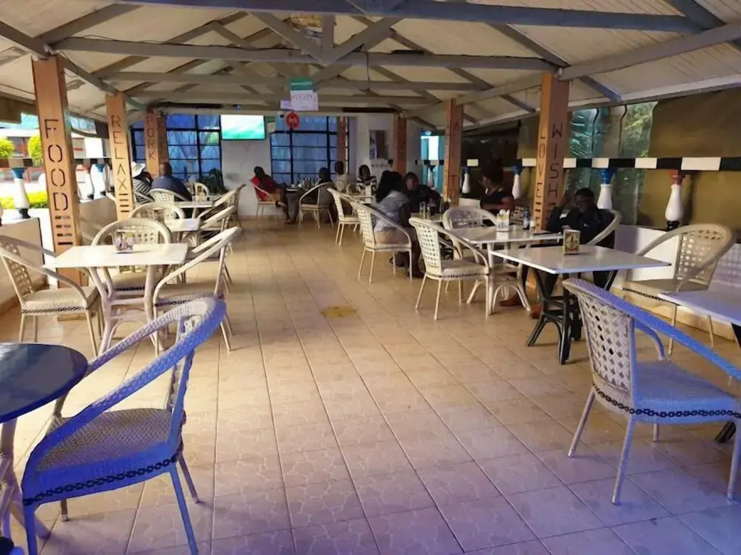 Siaya White Hotel