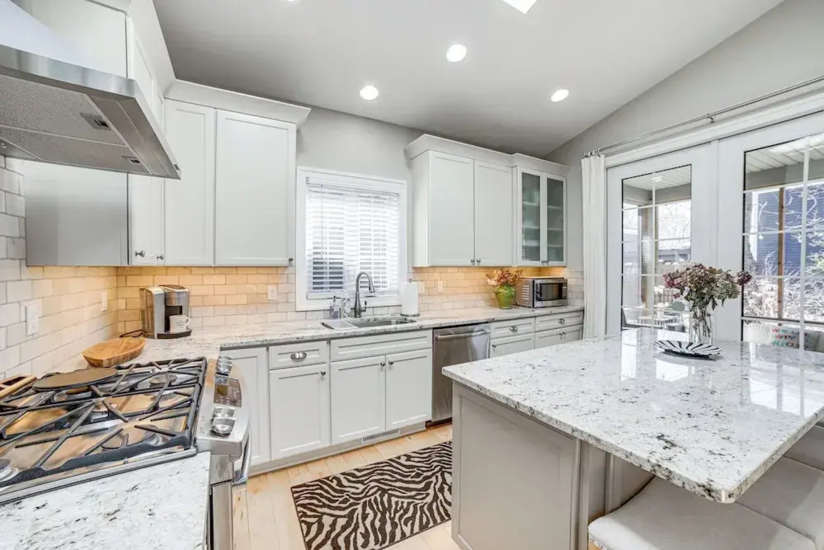 Downtown Douglas Home w/ Kayaks Near Oval Beach