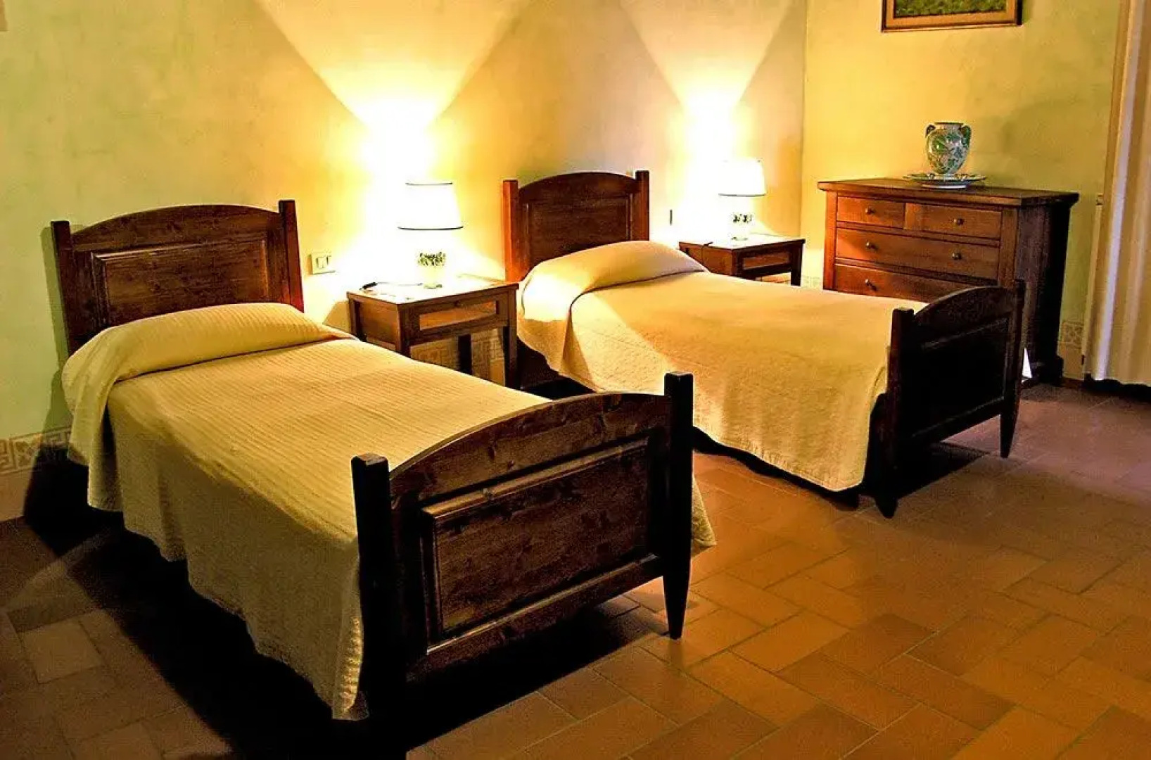 Tassinaia Bed & Breakfast