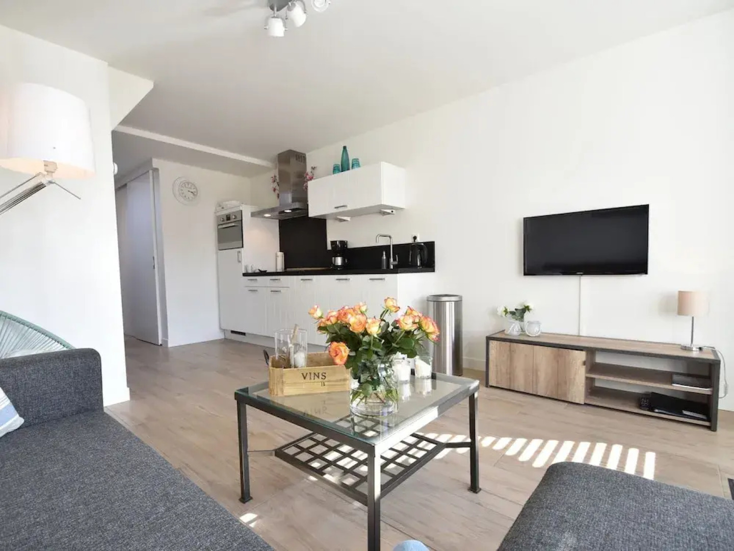 Stunning Holiday Home in Bergen aan Zee Near Beach