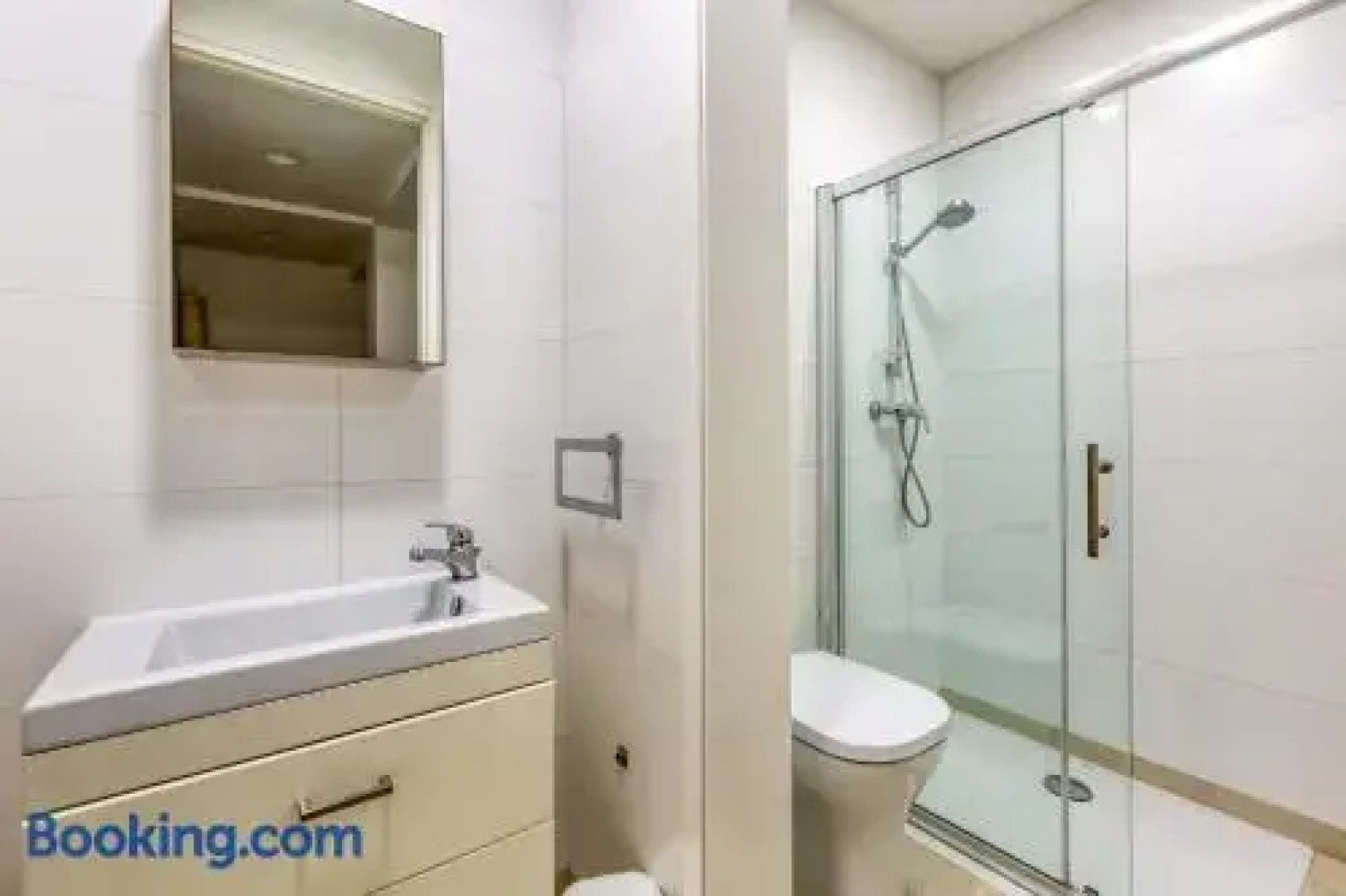 Floriana Suite-hosted by Sweetstay