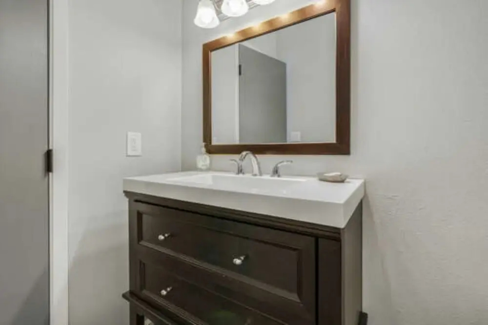 Skylandia Escape by Tahoe Mountain Properties