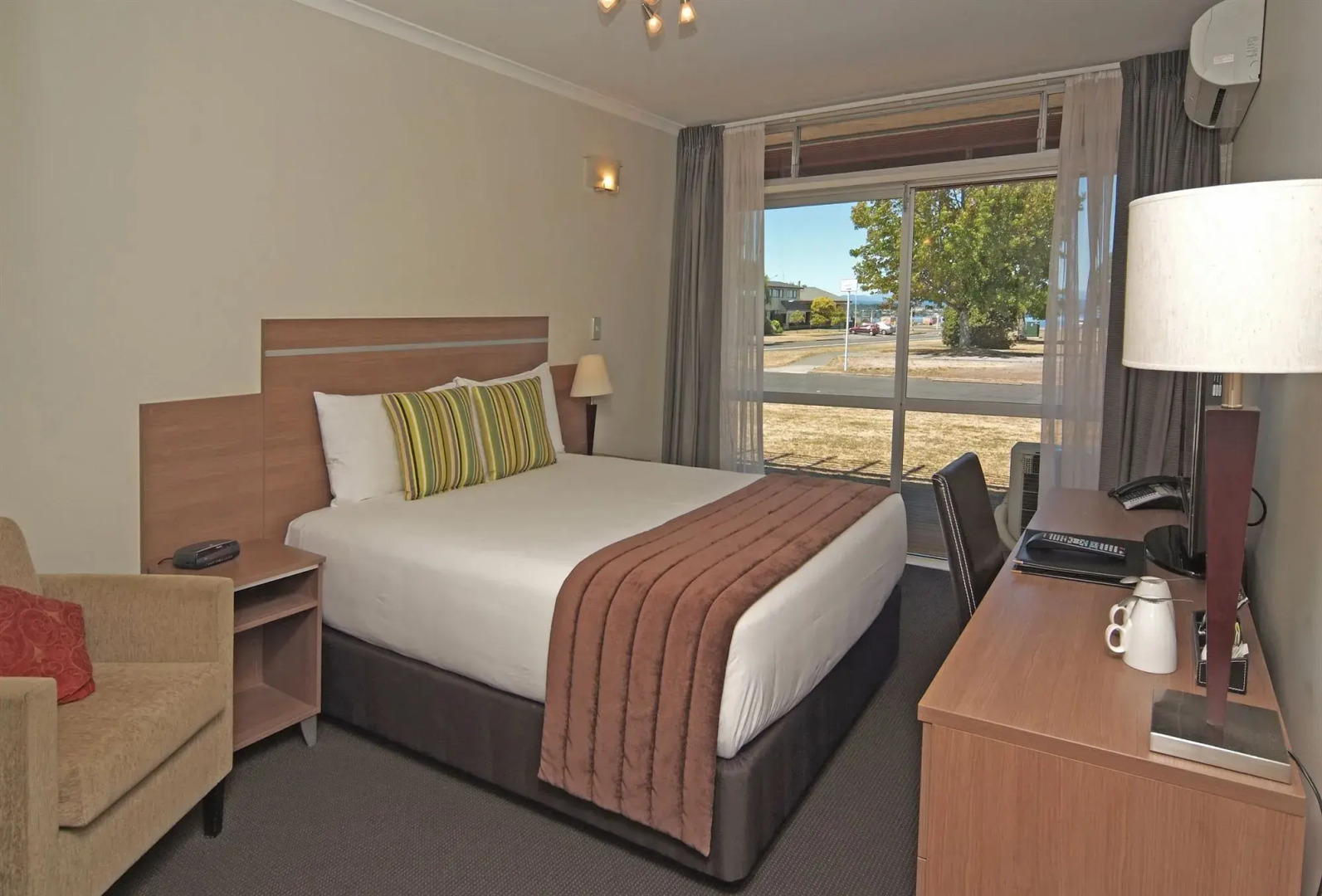 Suncourt Hotel & Conference Centre