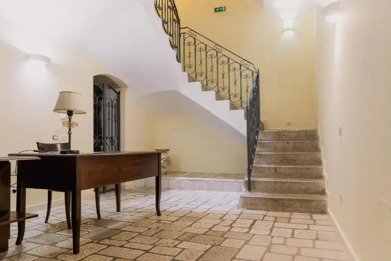 Appartamenti In Residence Sentieri Nella Roccia