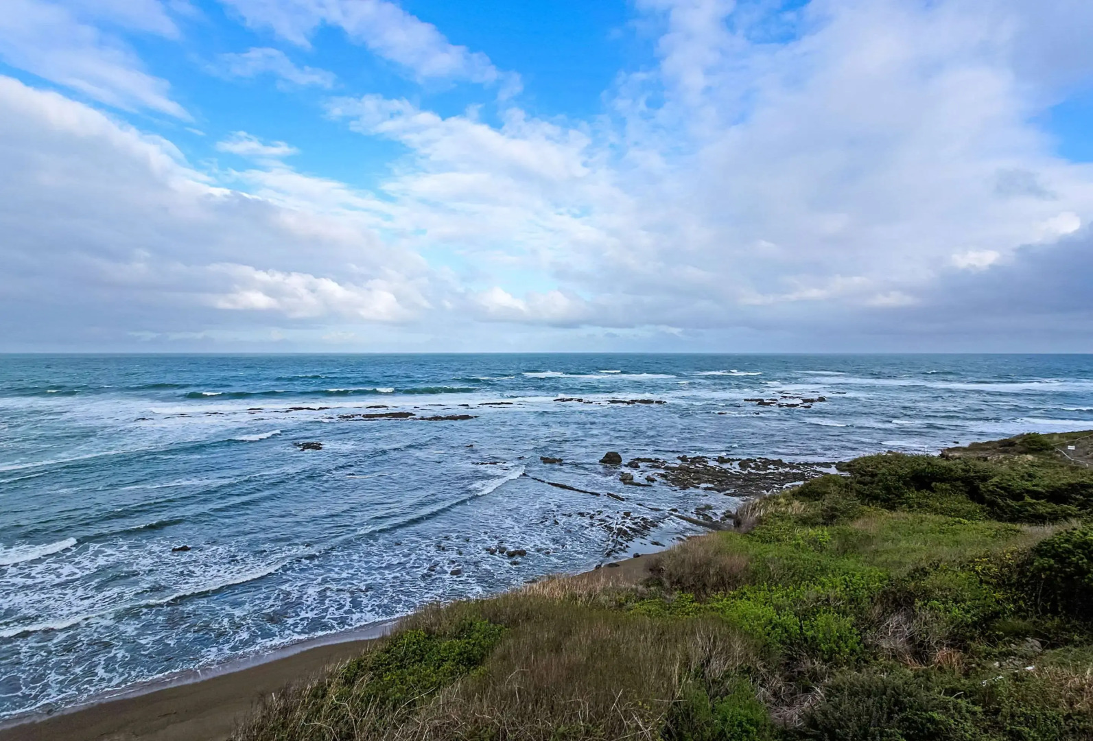 Clarion Inn Surfrider Resort