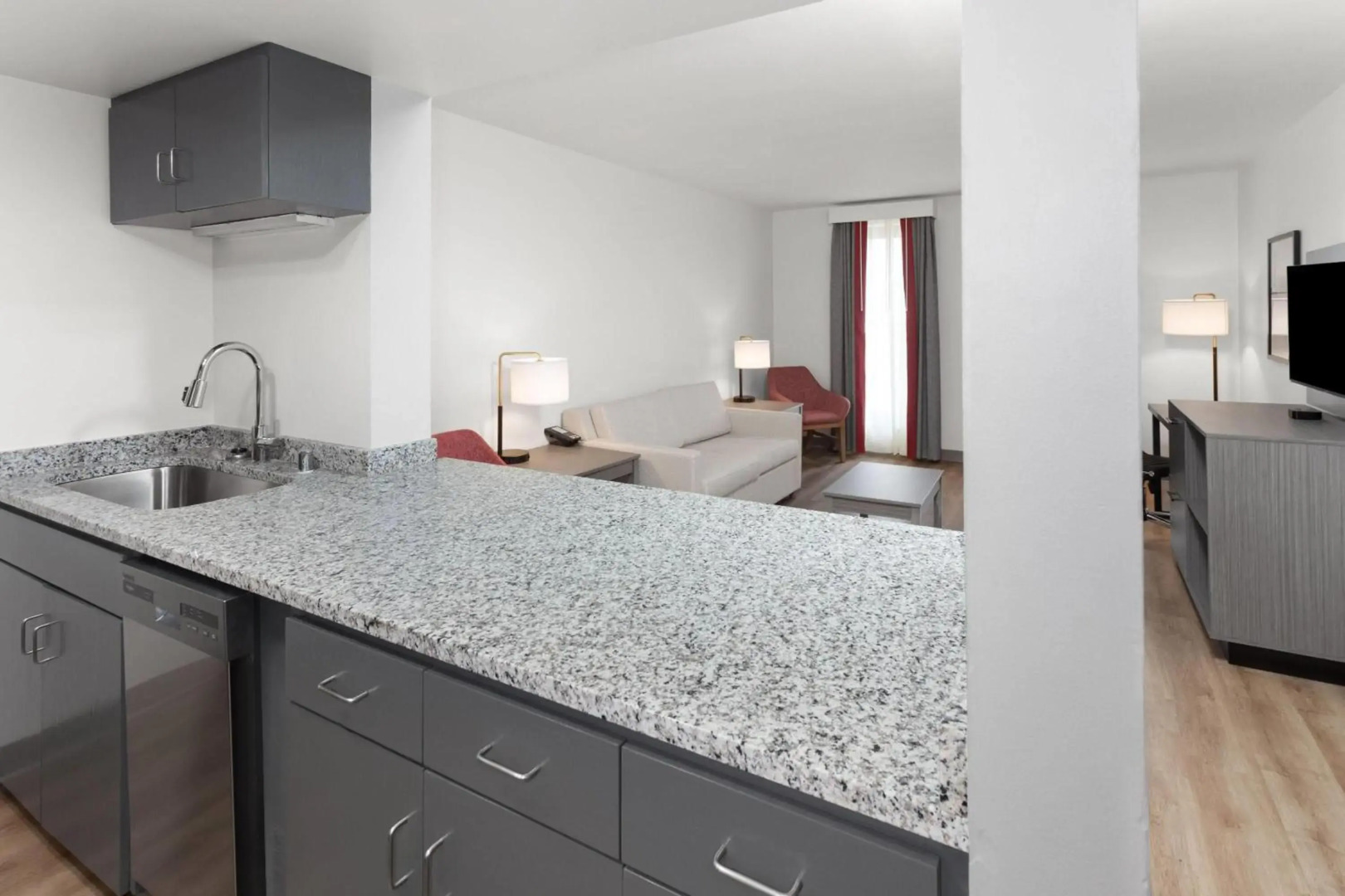 Ramada by Wyndham Milwaukee