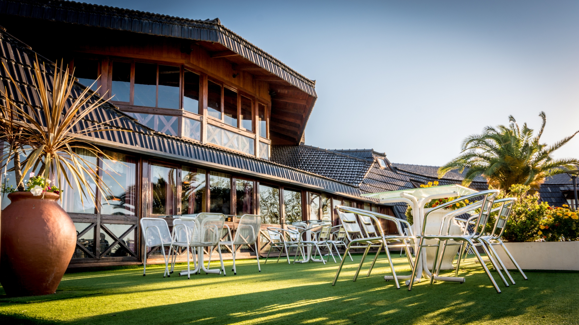 Portal del Lago Hotel