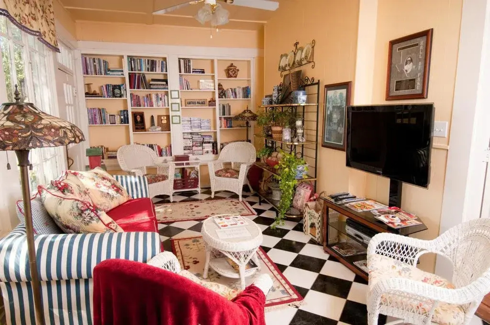 The Cotton Palace Bed and Breakfast