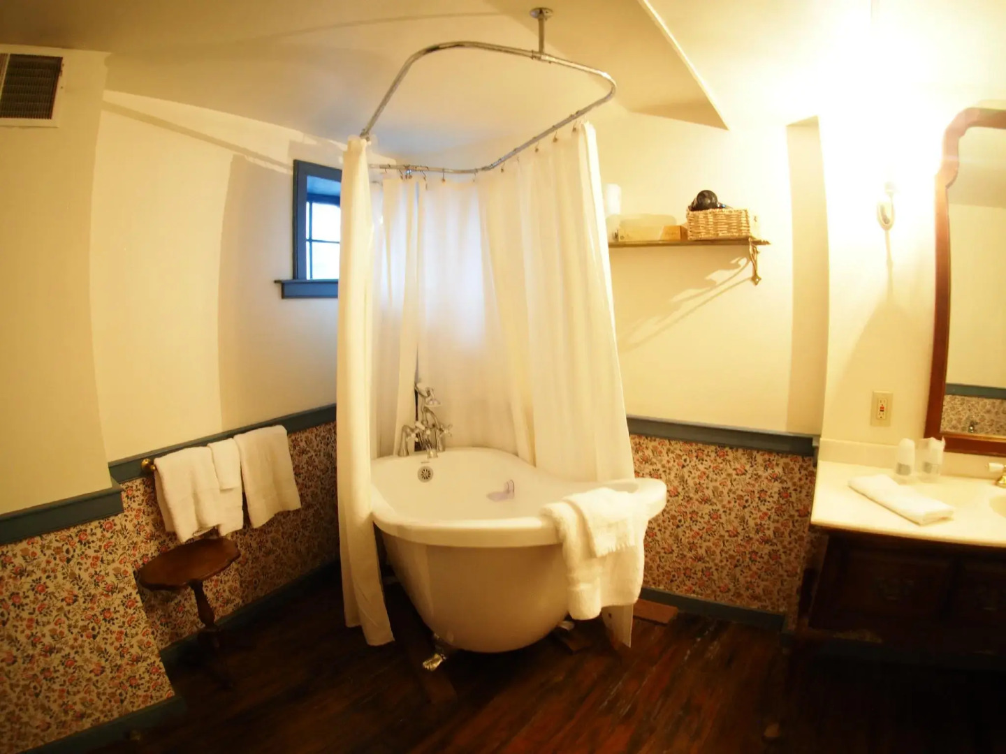 Duling Kurtz House & Country Inn