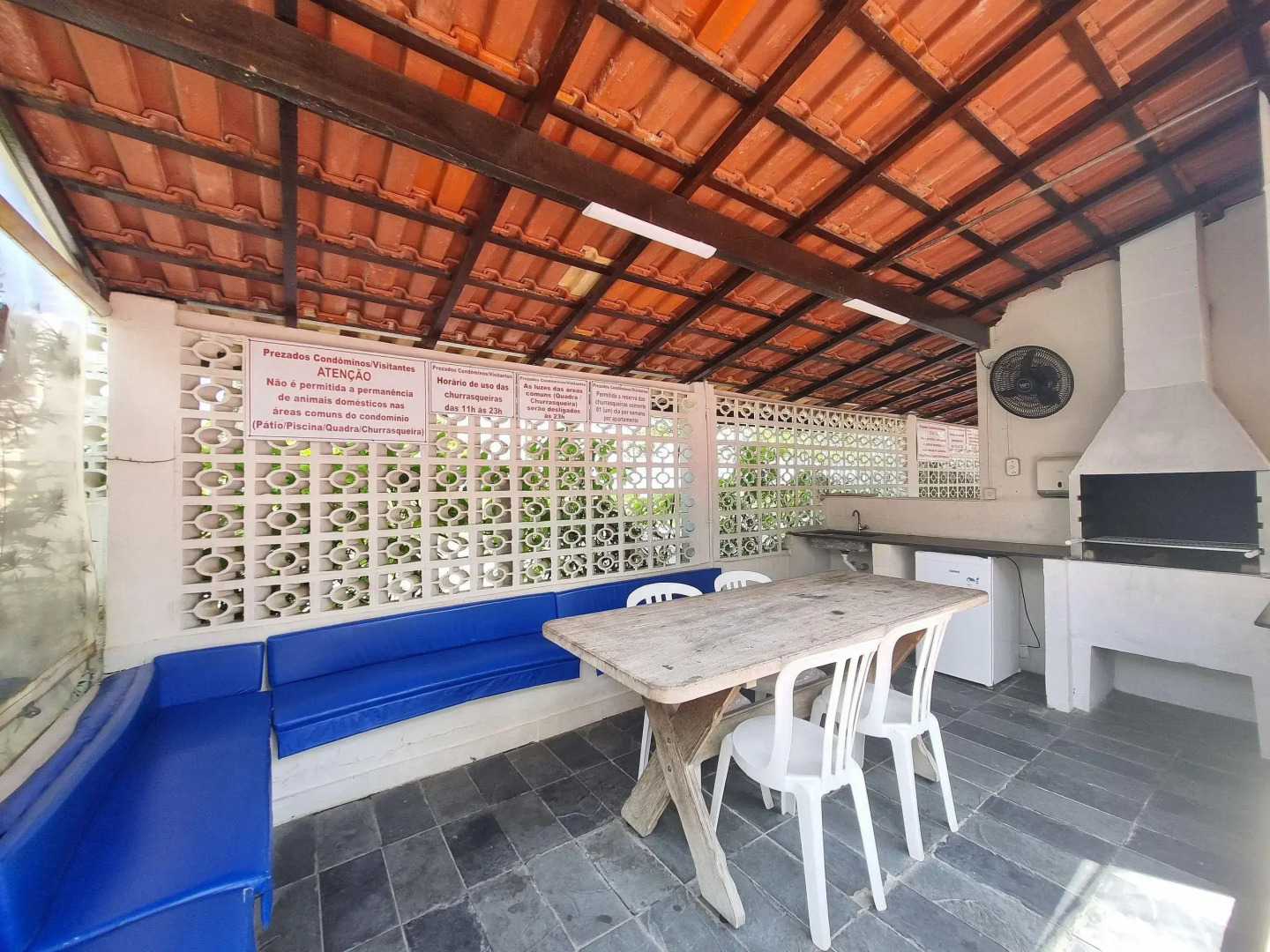 Apto em frente à praia em Caraguatatuba