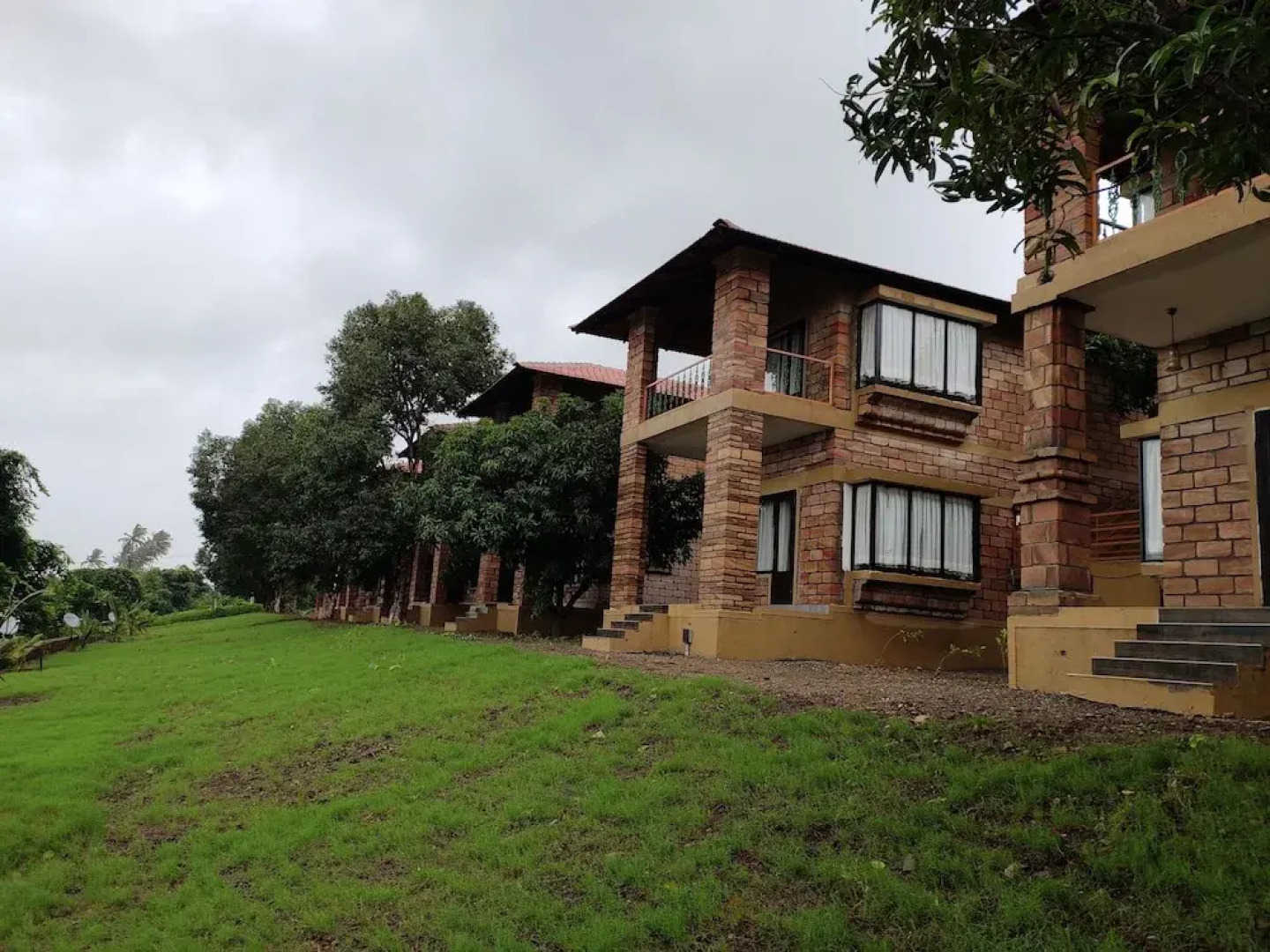 Kanj Gir Lion Resort