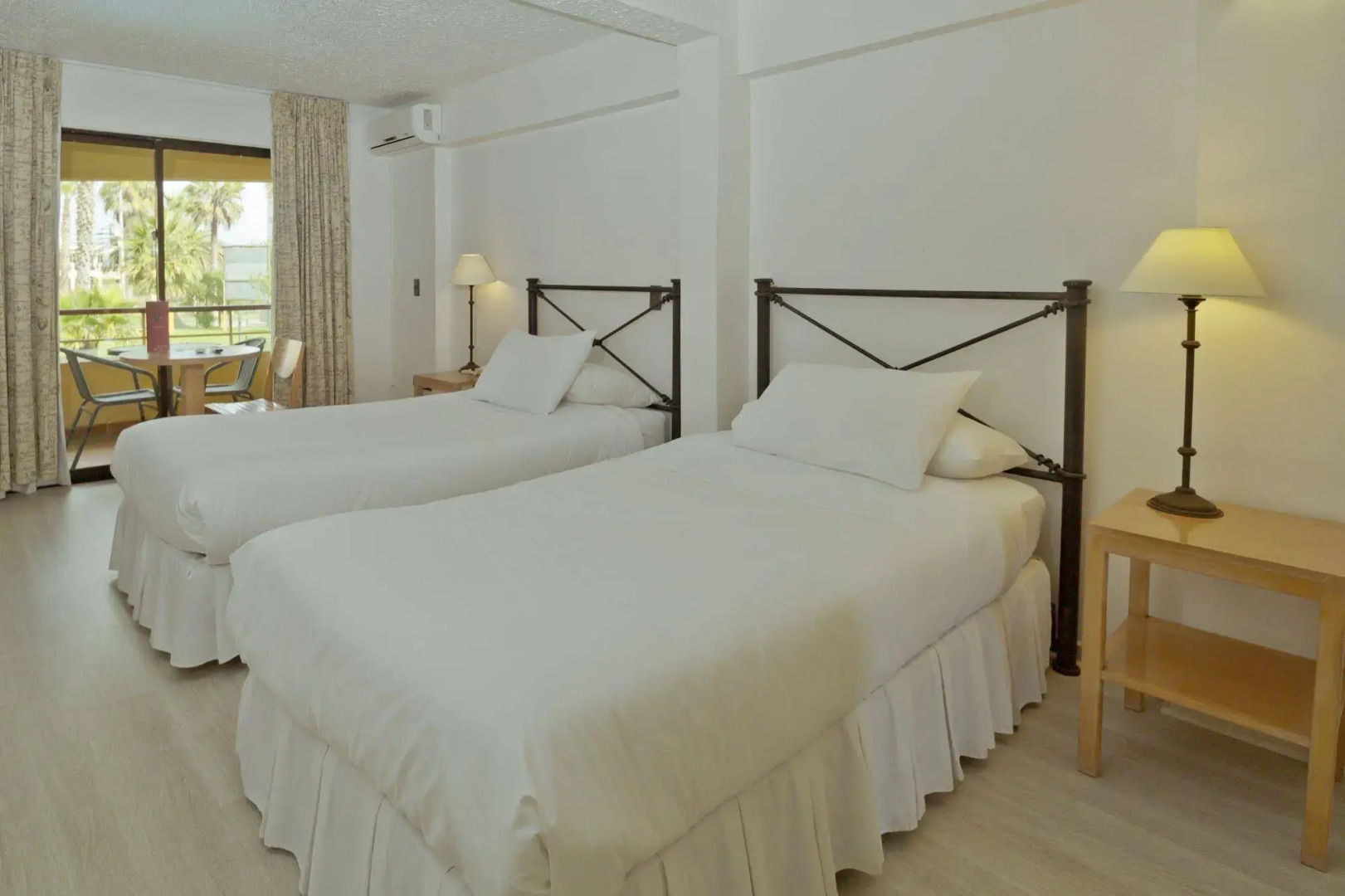 Hotel Playa Campanario