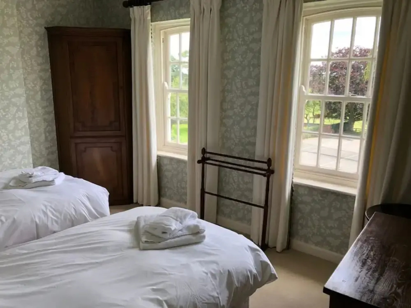 Historic Hall Wing nr York Leeds Free Hot tub