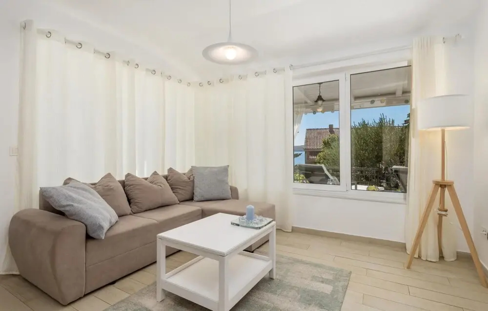 Beautiful Home in Lukovo Sugarje With Wifi and 2 Bedrooms