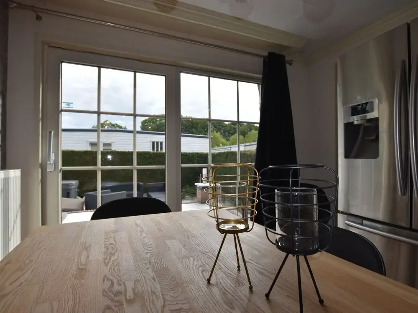 Modern Holiday Home in Kaatsheuvel with Hot Tub