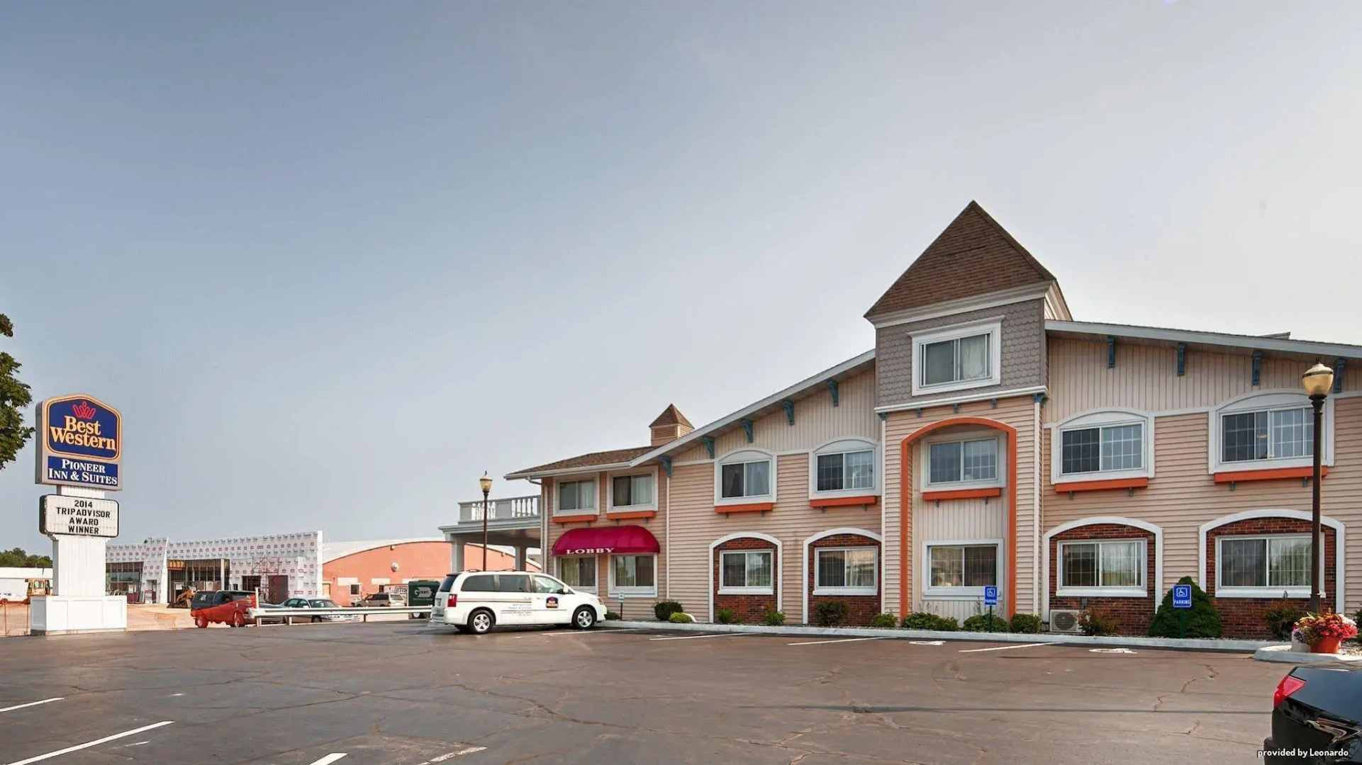 Best Western Pioneer Inn & Suites