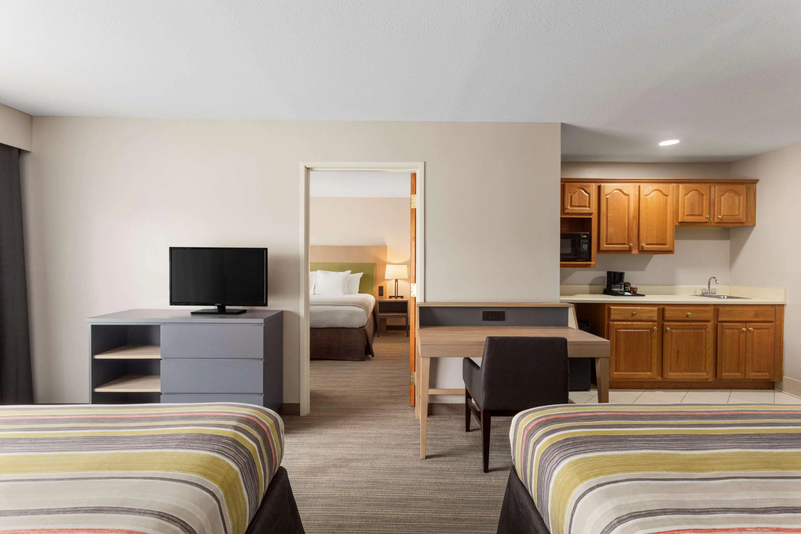 Country Inn & Suites by Radisson, Jackson-Airport, MS