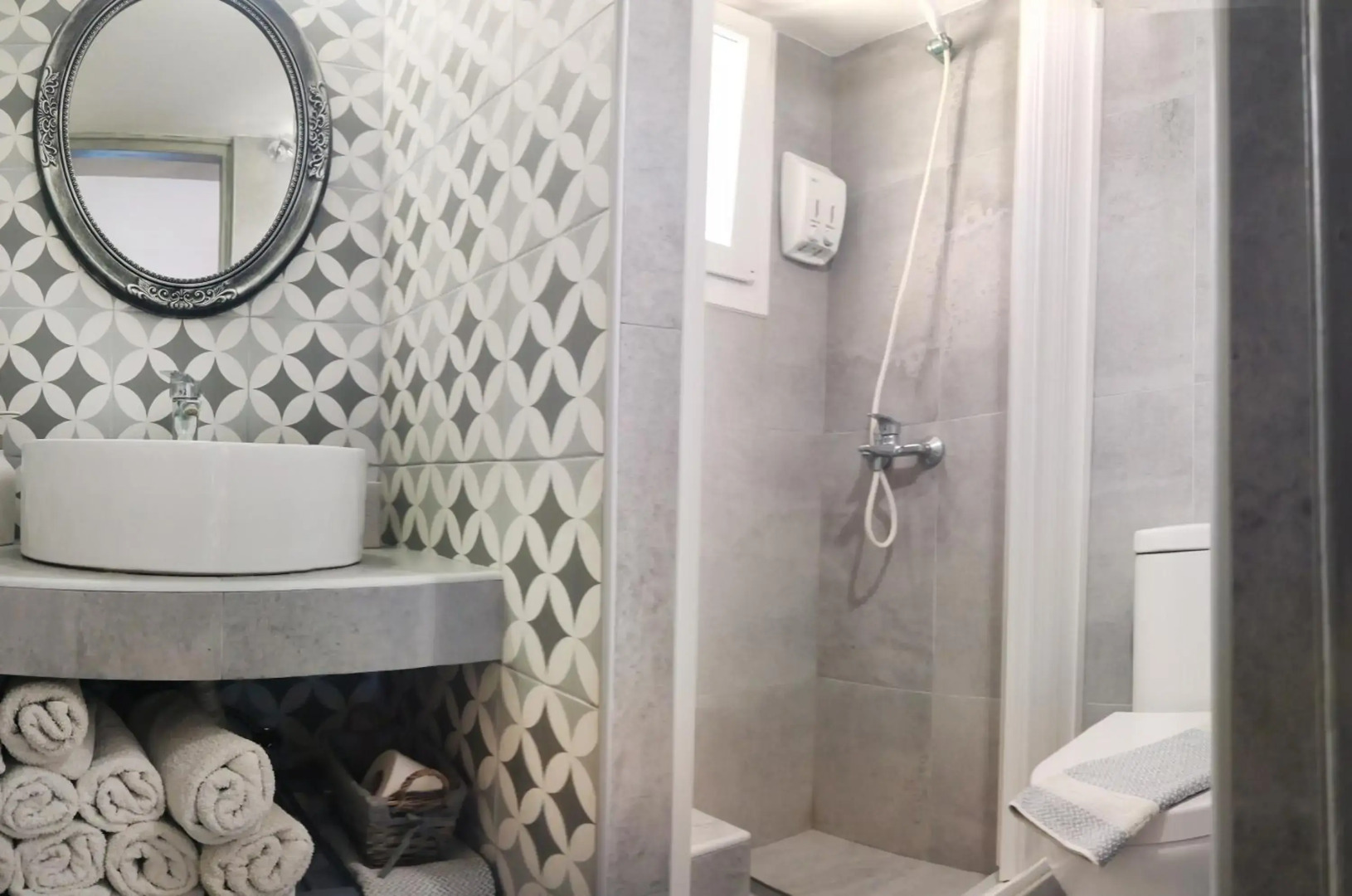 Panorama Studios & Apartments