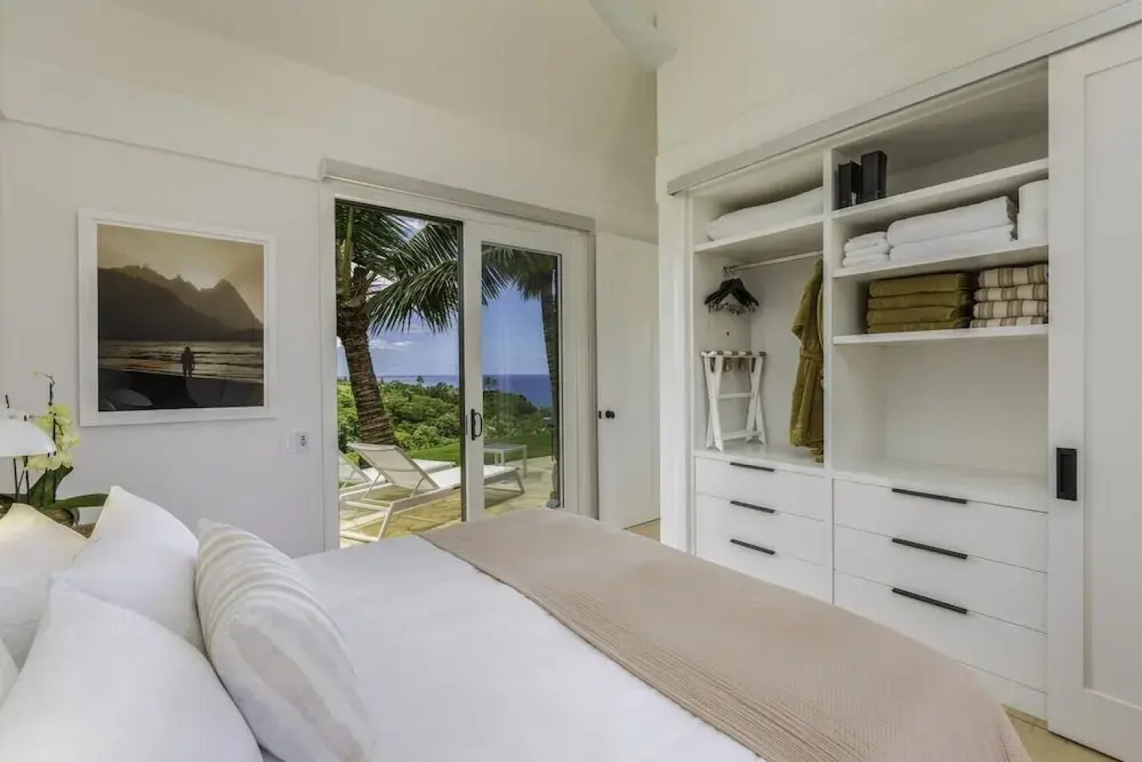 Hale Lani 1 Bedroom Home by RedAwning