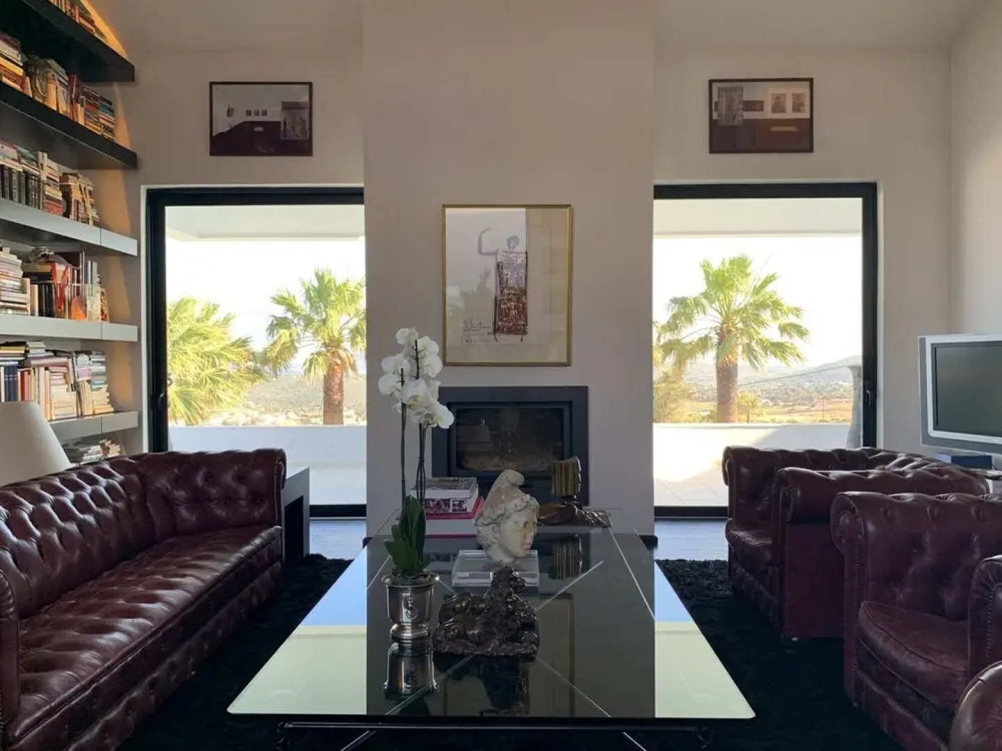 Luxury Villa Marathon