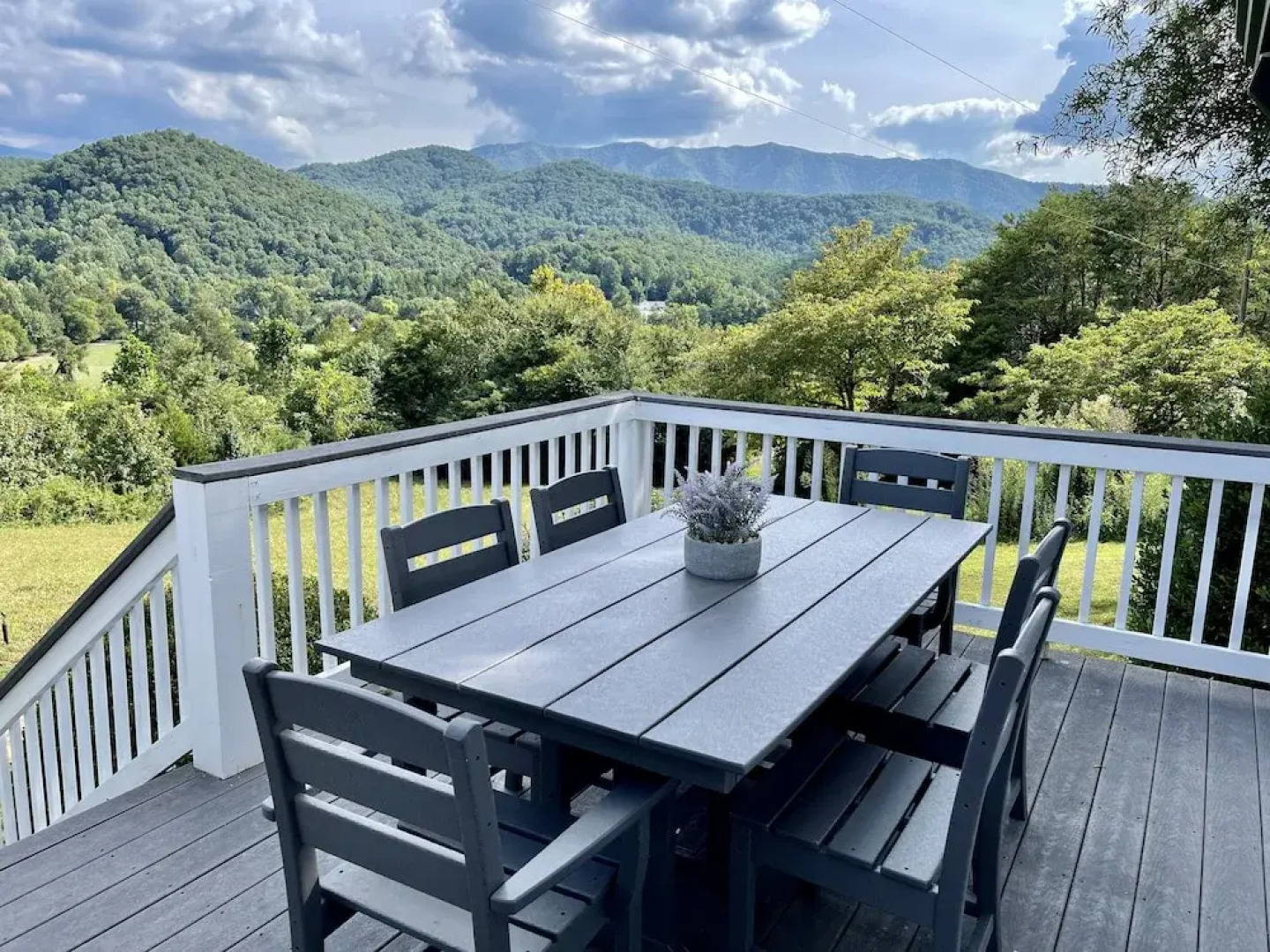 Peace Of Paradise 2 Bedroom Home by RedAwning