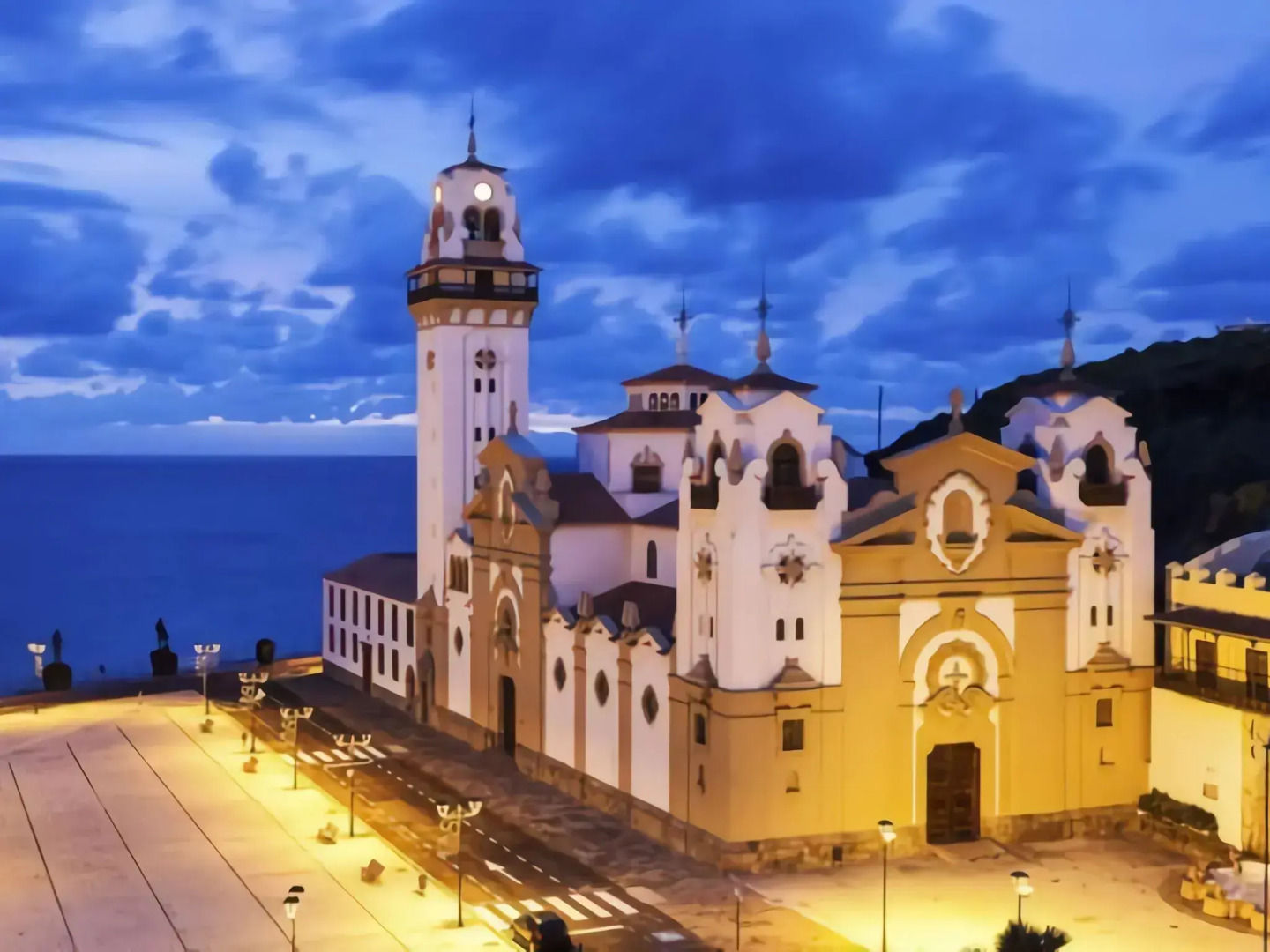 Spacious holiday home in Candelaria with terrace