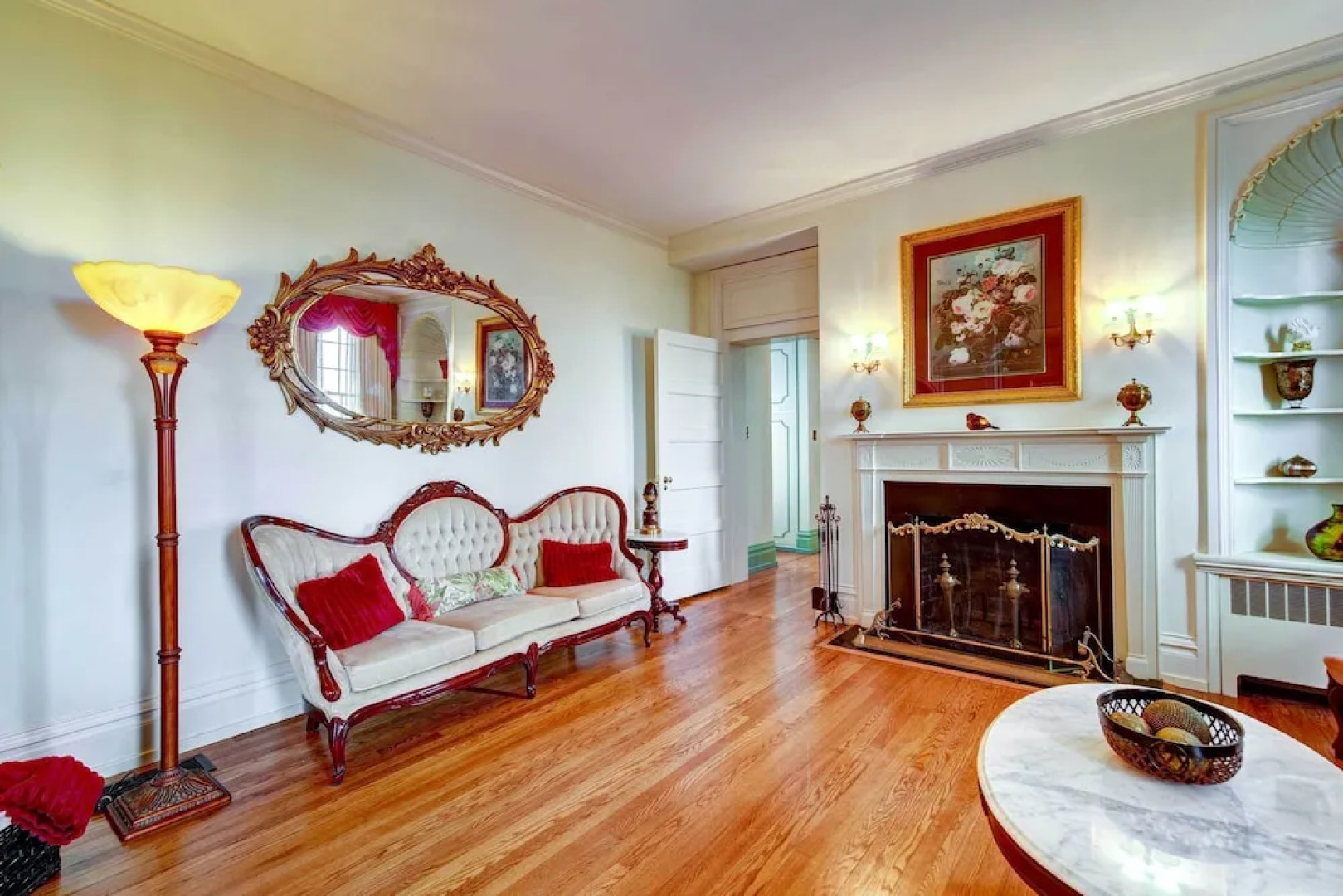 Bowling Green House w/ Shared Pool!