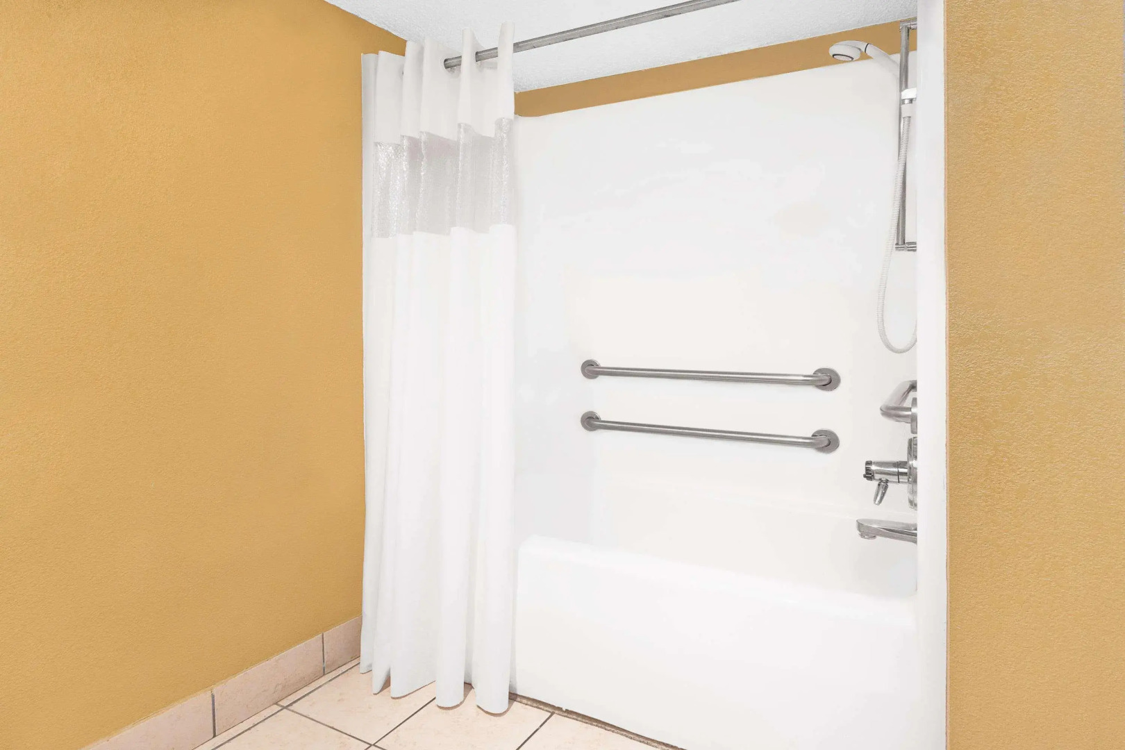 Days Inn North Little Rock East