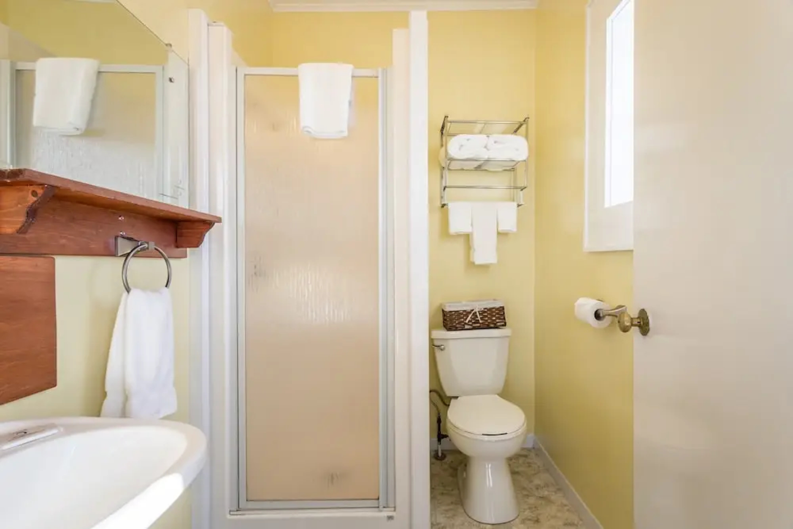 Lakelawn B&B Motel