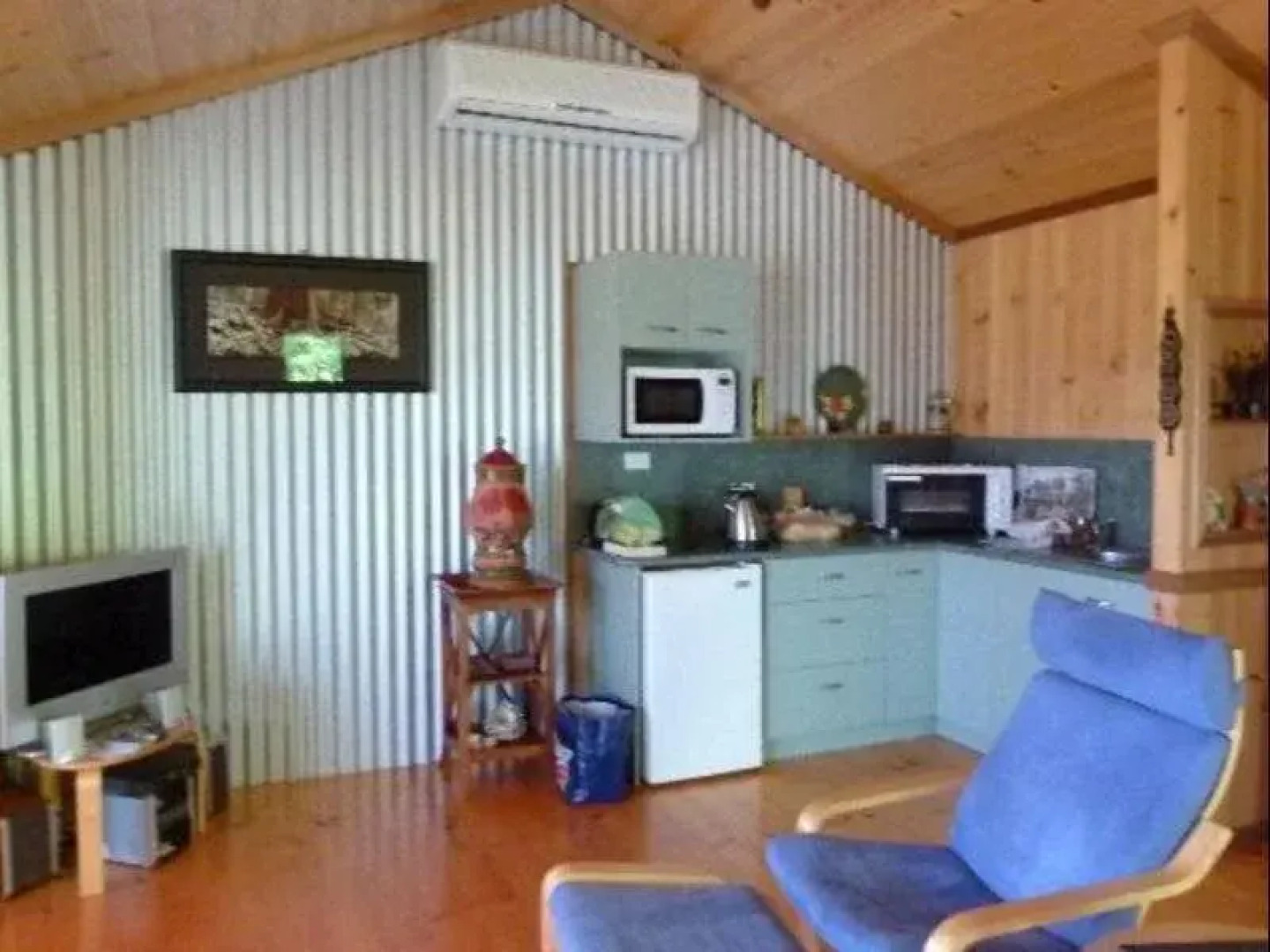 Tuckeroo Cottages & Gardens