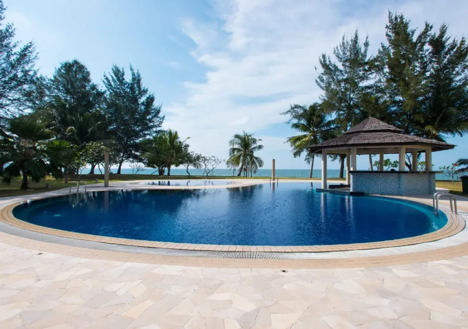 Sabah Beach Villas & Suites