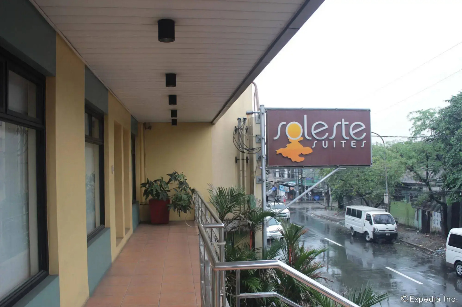 Soleste Suites
