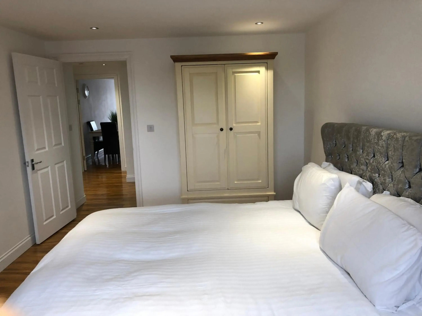 Joe Kelly Buildings flat 5