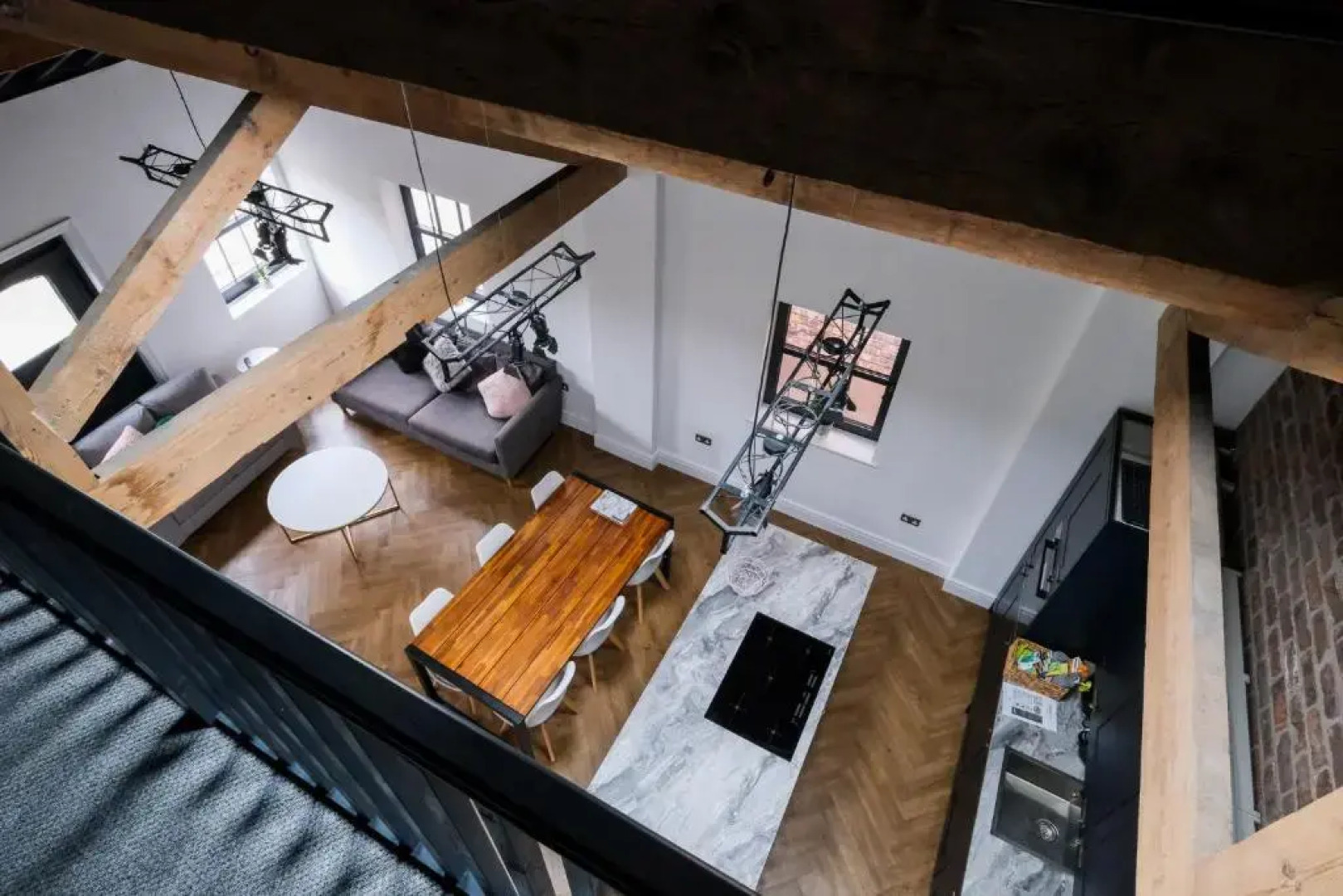 The Eden Warehouse - Green Apartment, sleeps 5
