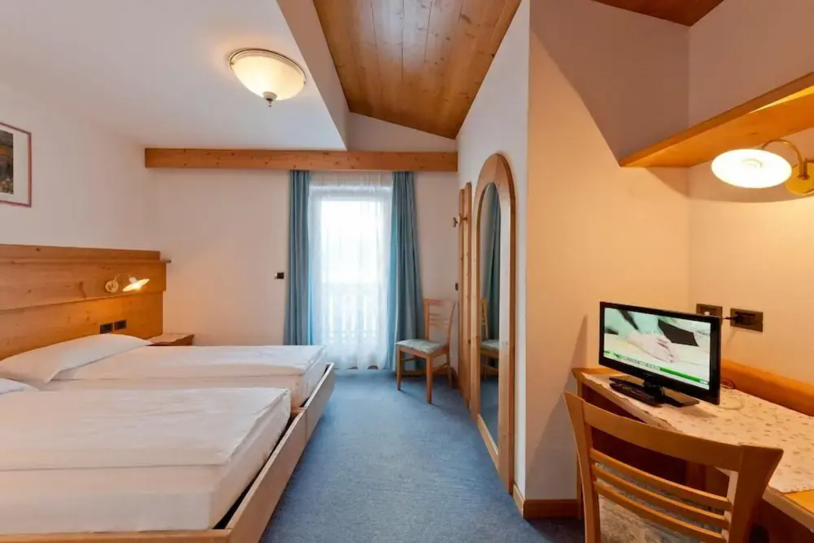 Hotel Cesa Edelweiss