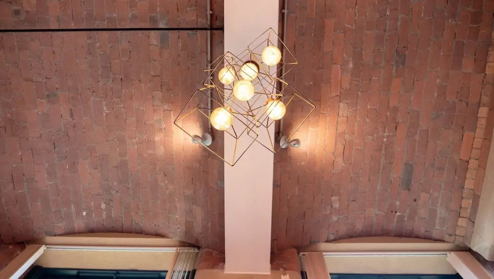 Heritage Spacious Luxury Mill Apartment