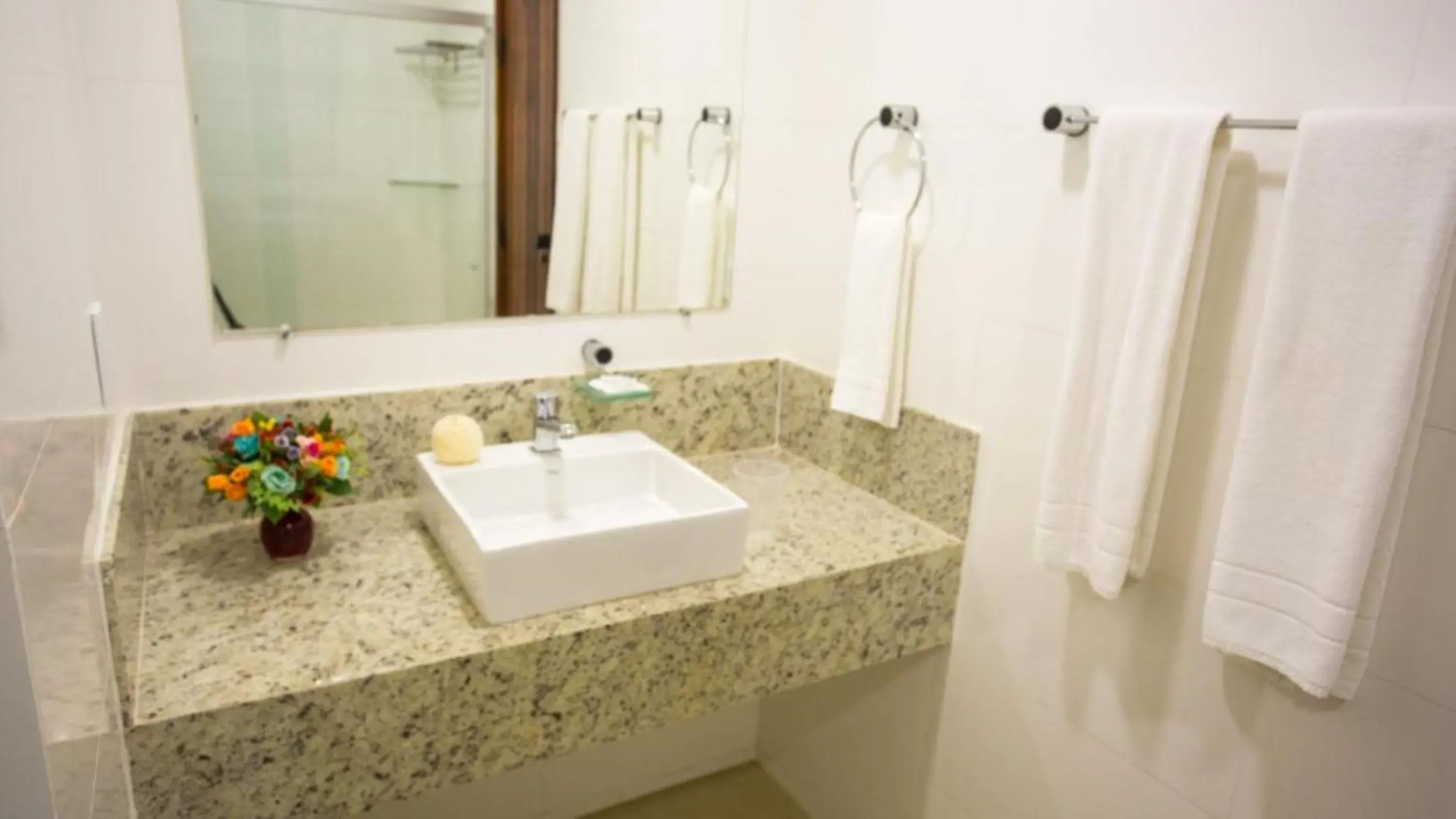 Monte Pascoal Praia Hotel