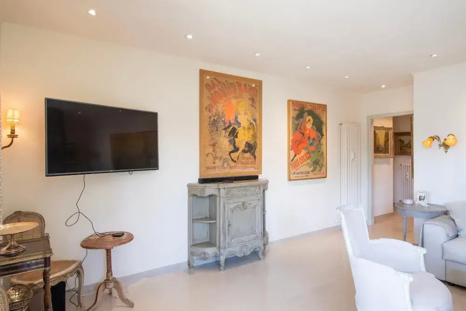 Queen Lake View in Ponte Tresa