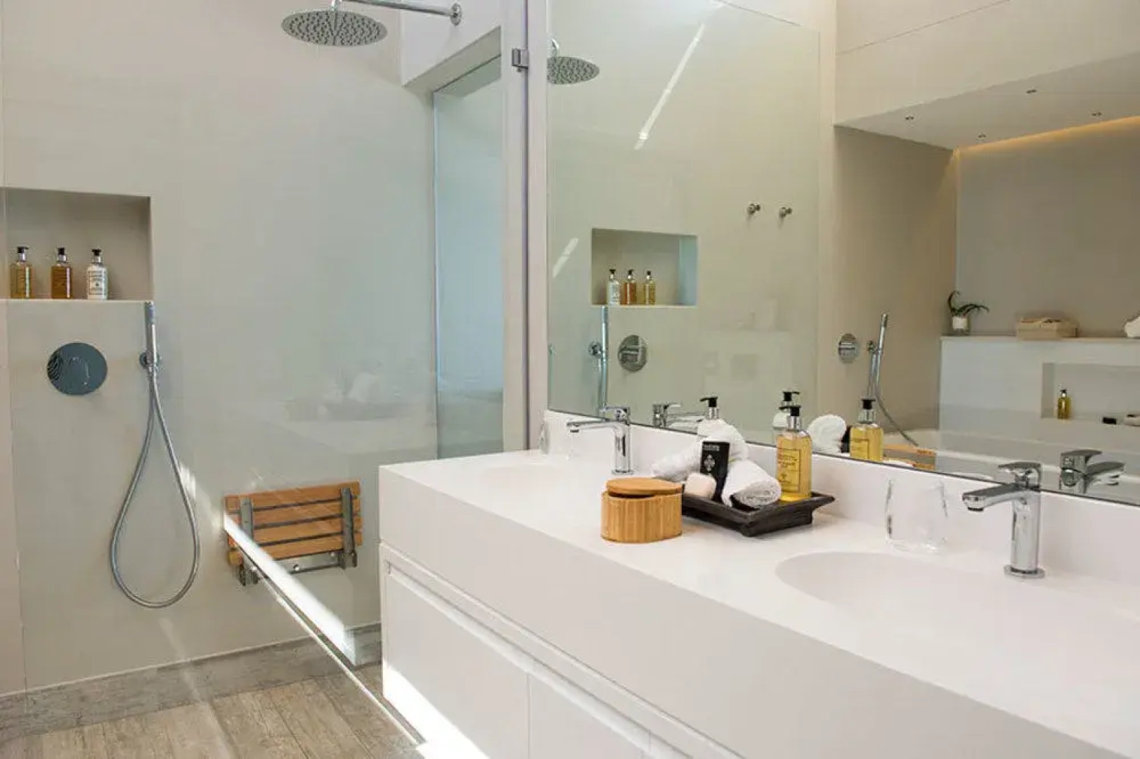 Wilderness Beach Lodge