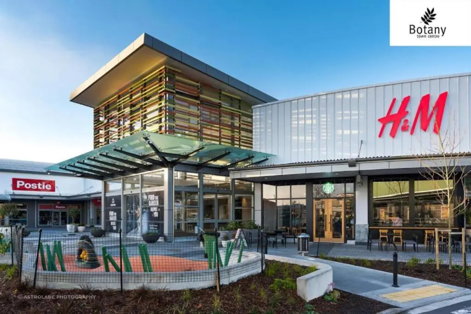 Stunning Townhouse - Walking to Botany Shopping Center