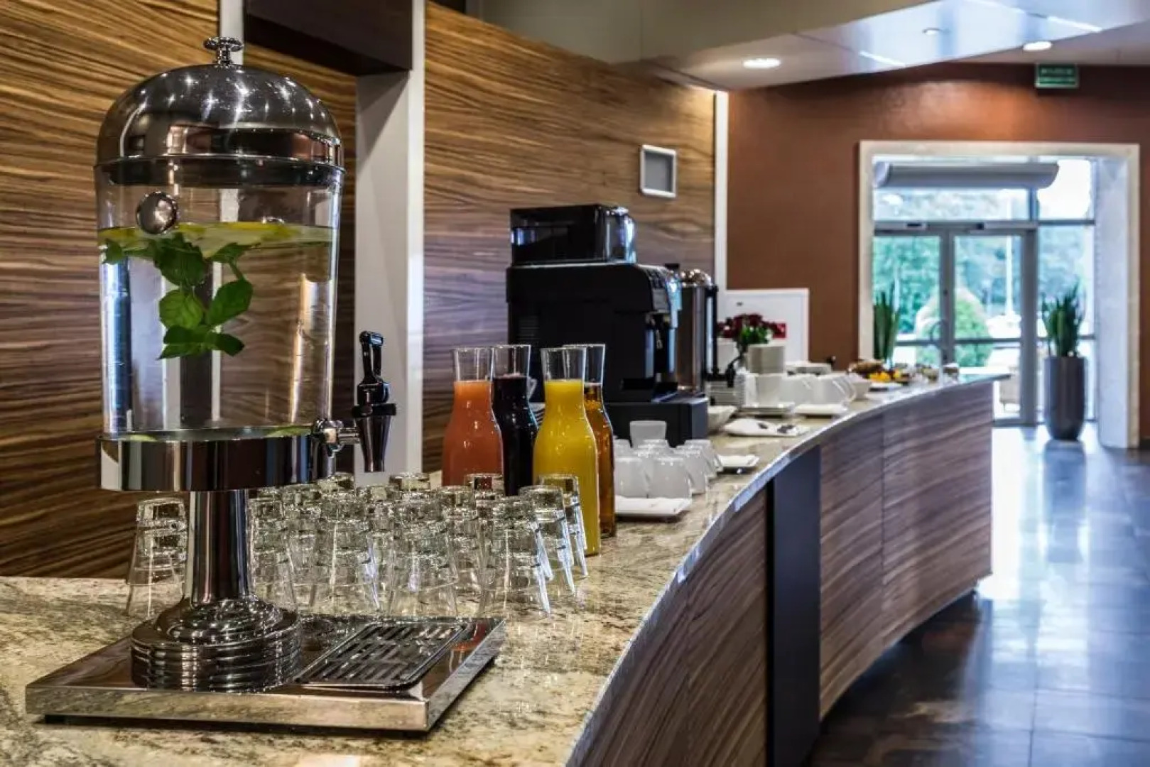 Hotel Victor Pruszków DeSilva