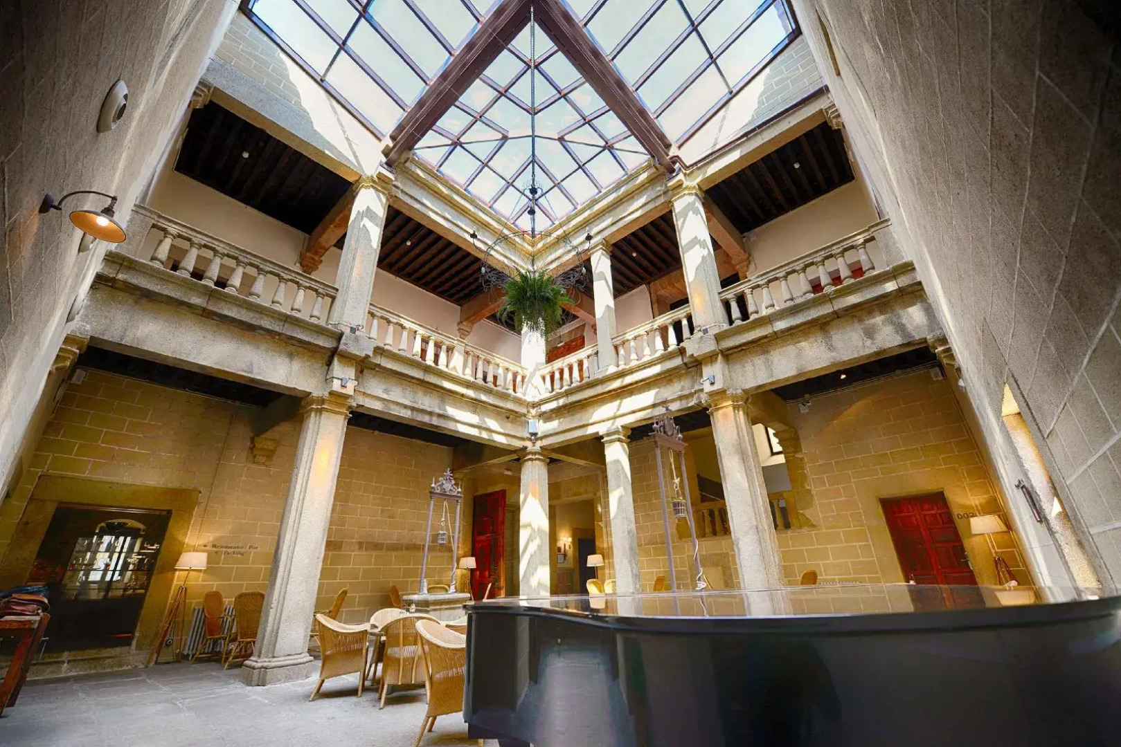 Rusticae Palacio Carvajal Girón