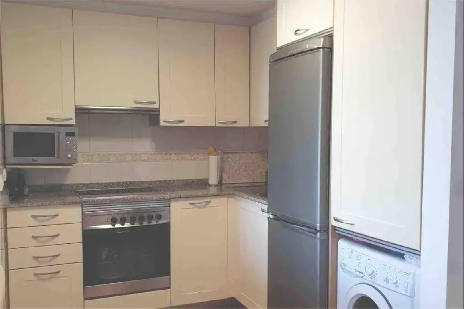 Mar azul en puerto azul