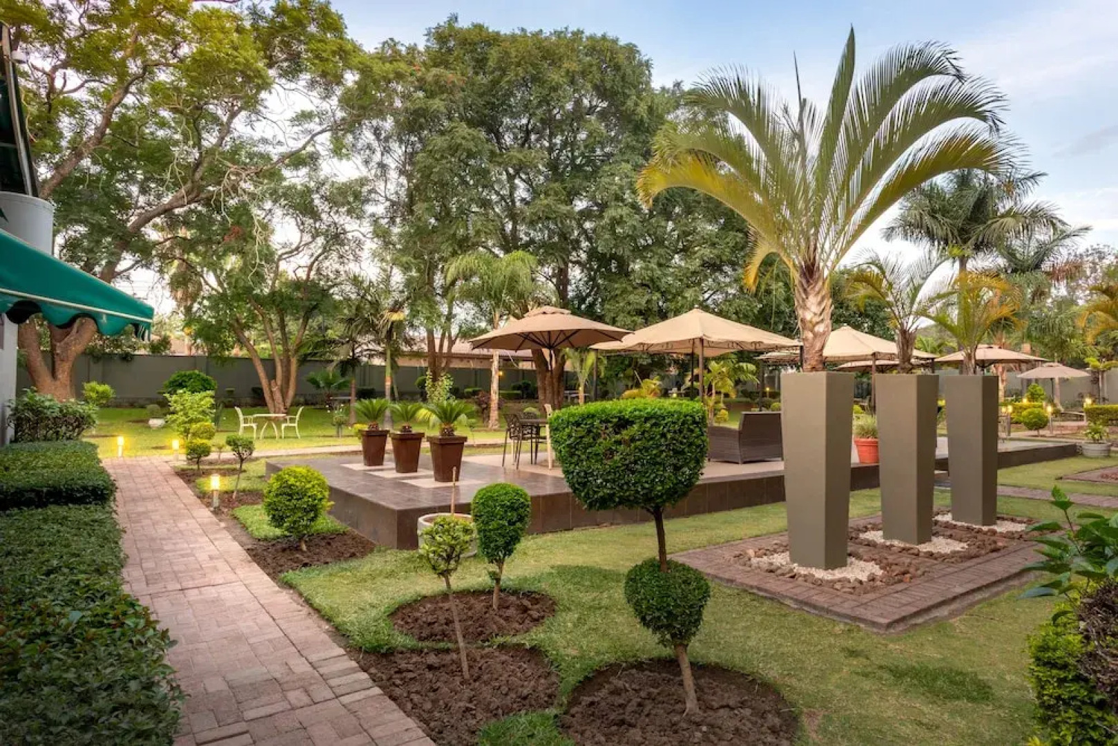 Fallsway Apartments Burley Court