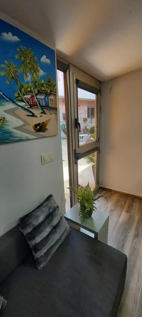Apartamento con Patio cerca de la playa
