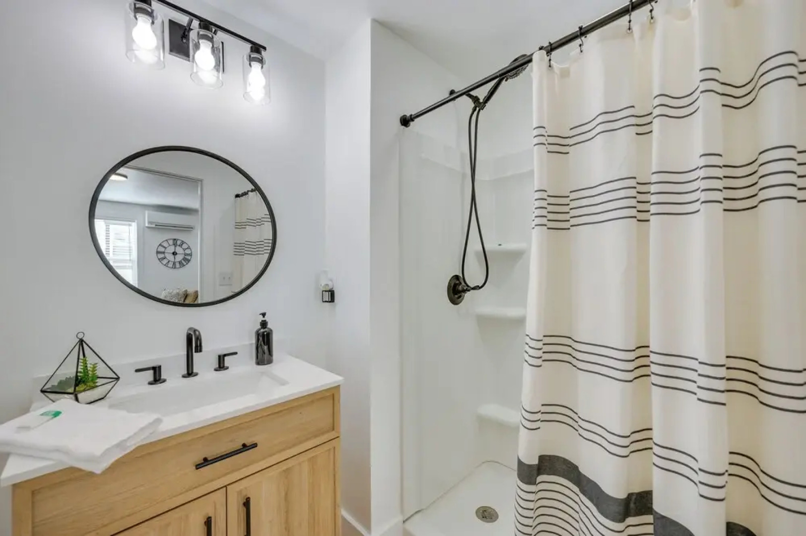 Walkable Milledgeville Cottage Near Andalusia Farm